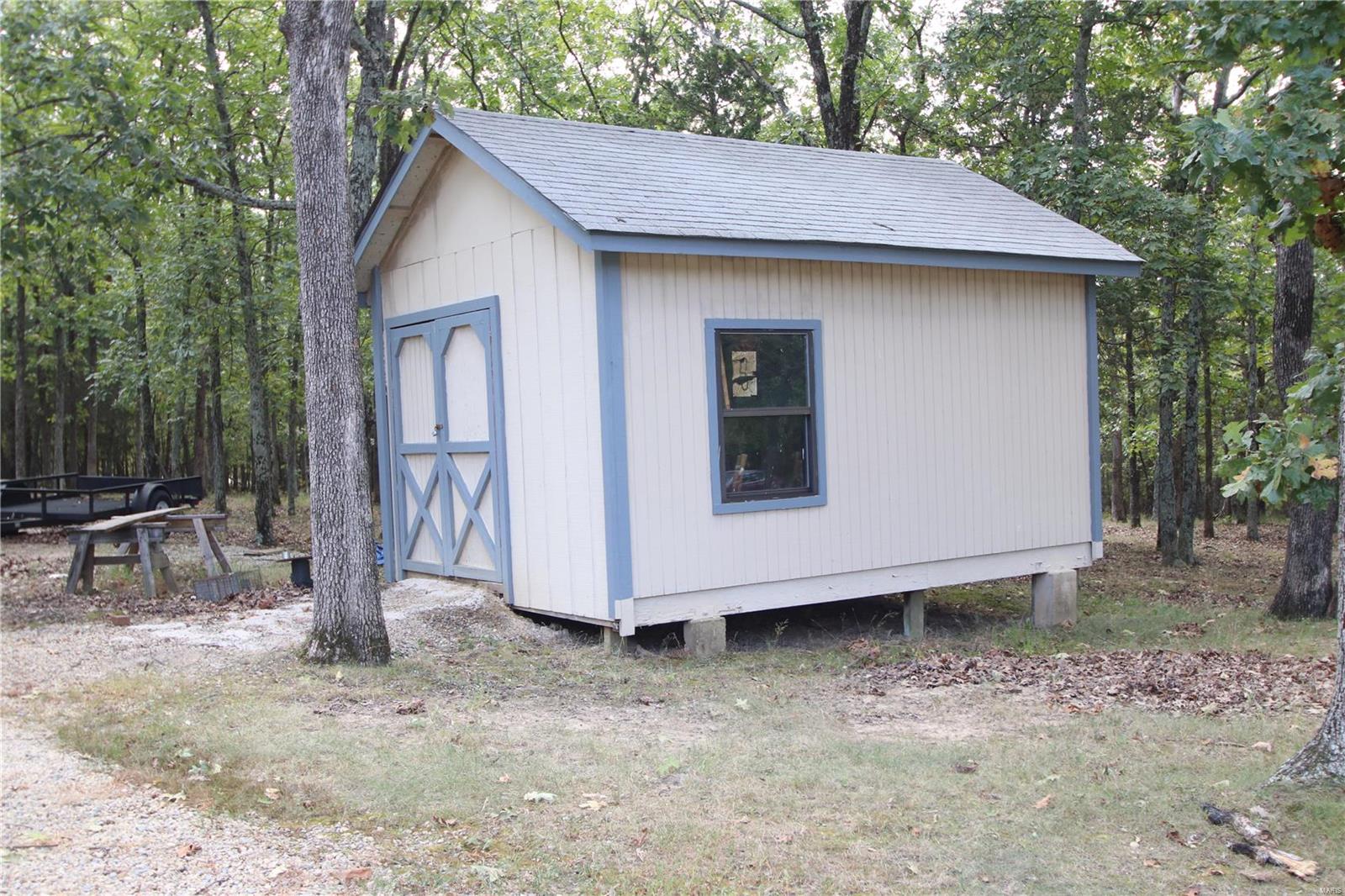 Photo 13 of 23 of 4070 Oakwood Road mobile home