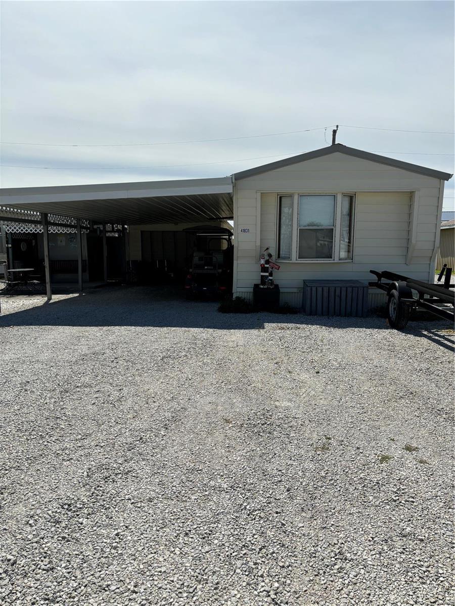 Photo 1 of 31 of 41831 Pleasant Cove PL 26 mobile home