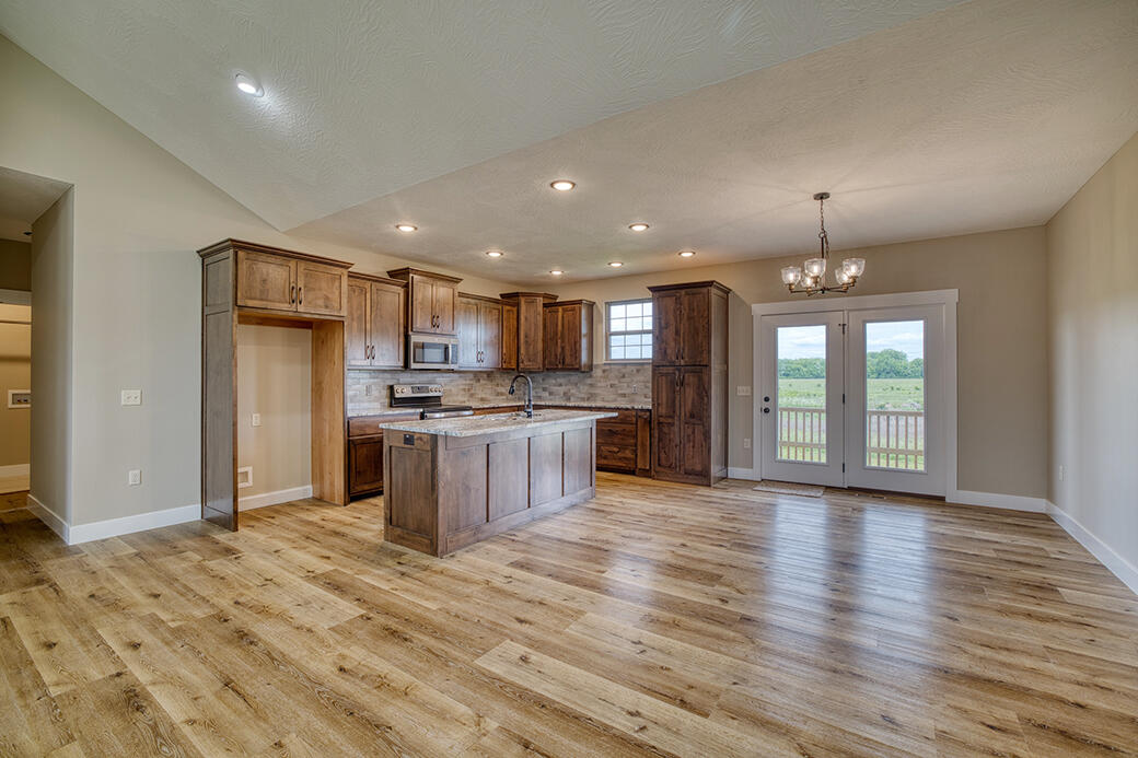 Photo 6 of 28 of 1218 South Antietam Road house