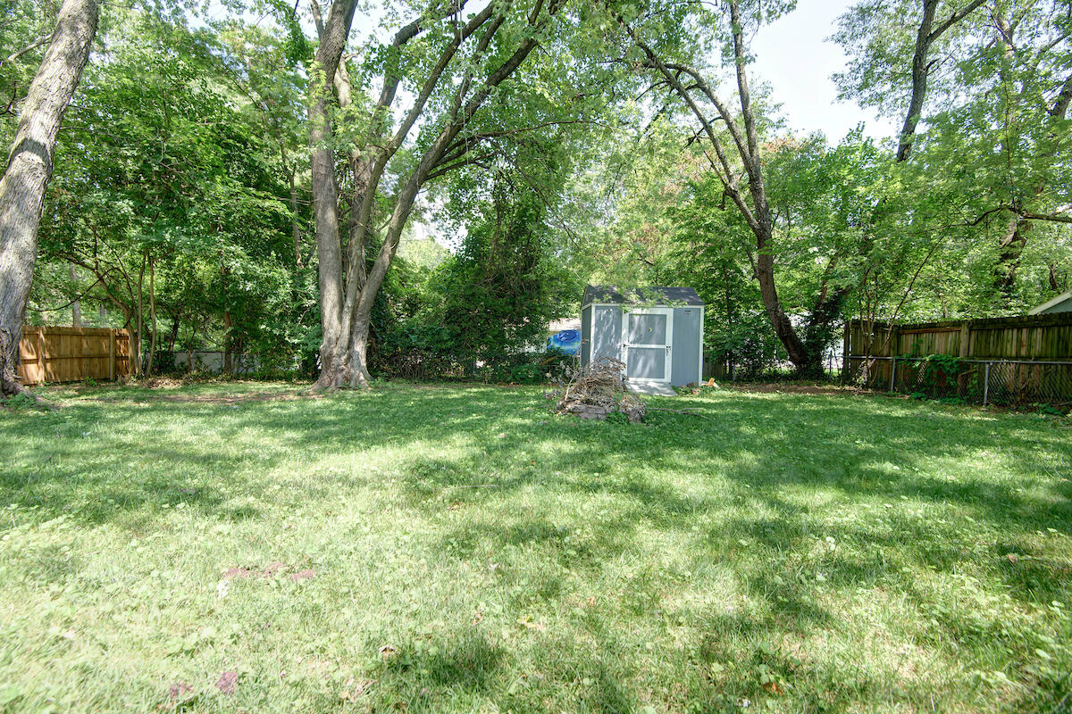 Photo 24 of 27 of 1006 South Bruce Avenue house