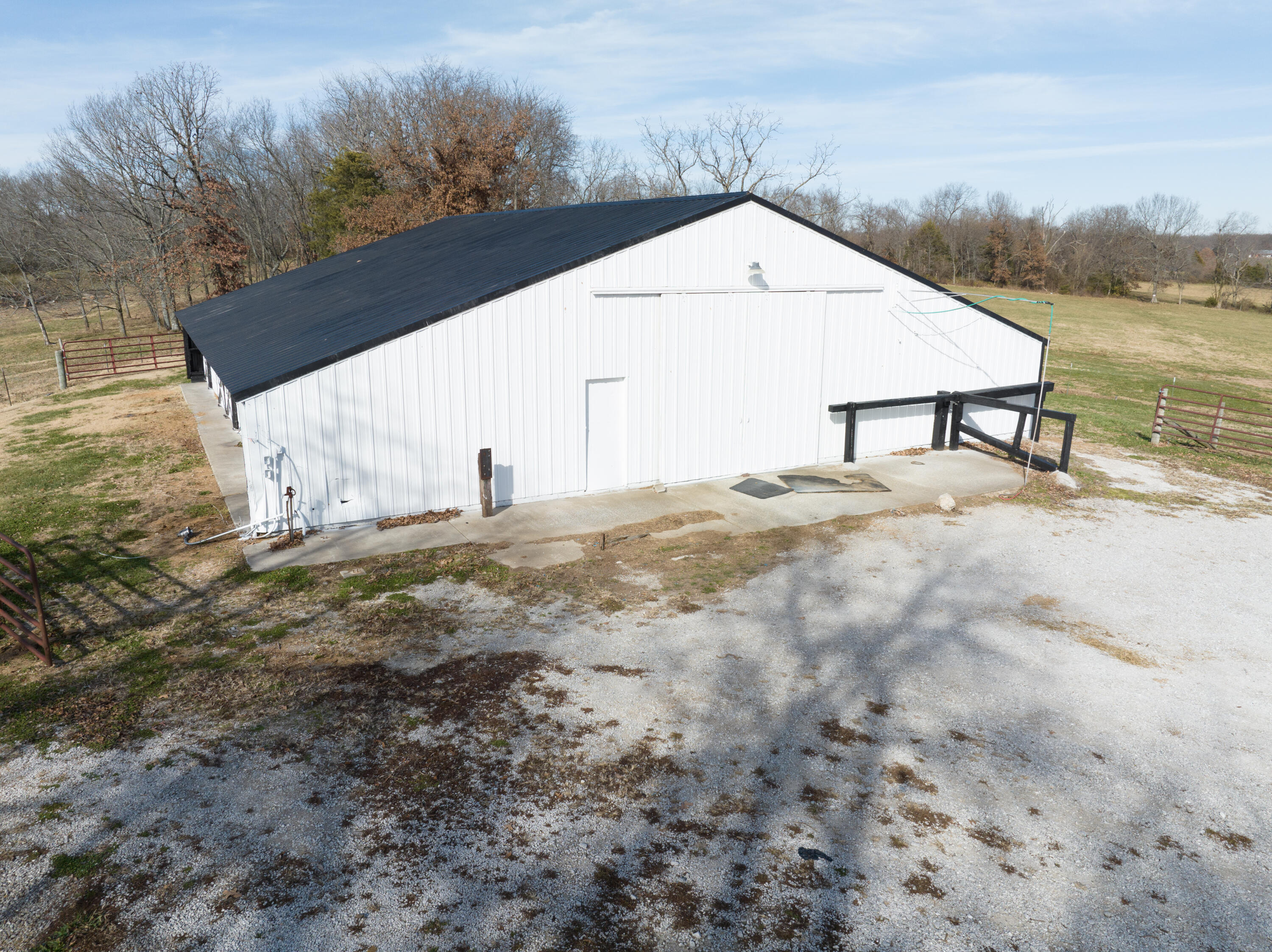 Photo 59 of 68 of 1611 South Farm Road 199 house