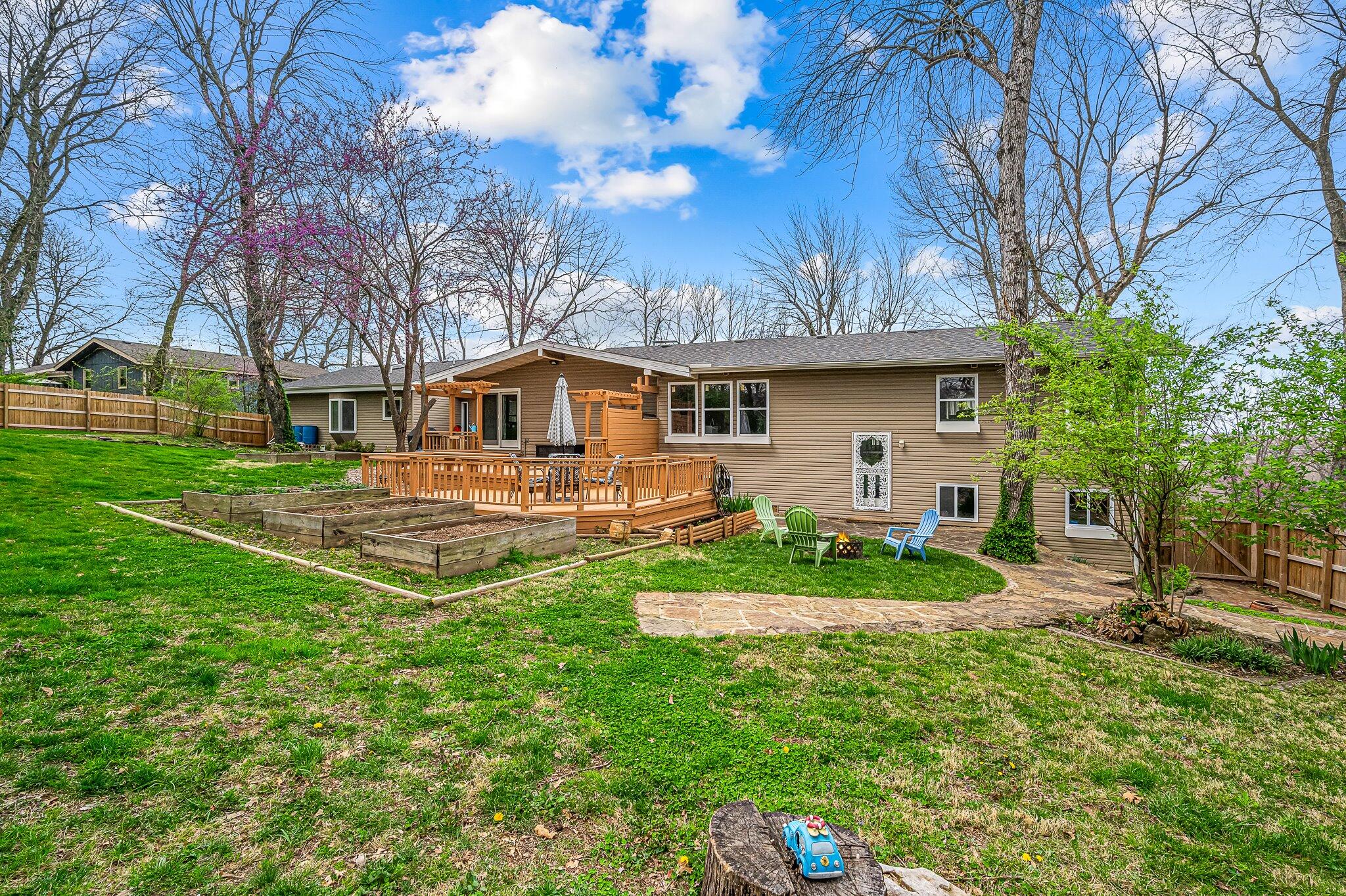 Photo 42 of 46 of 3324 East Redbud Street house