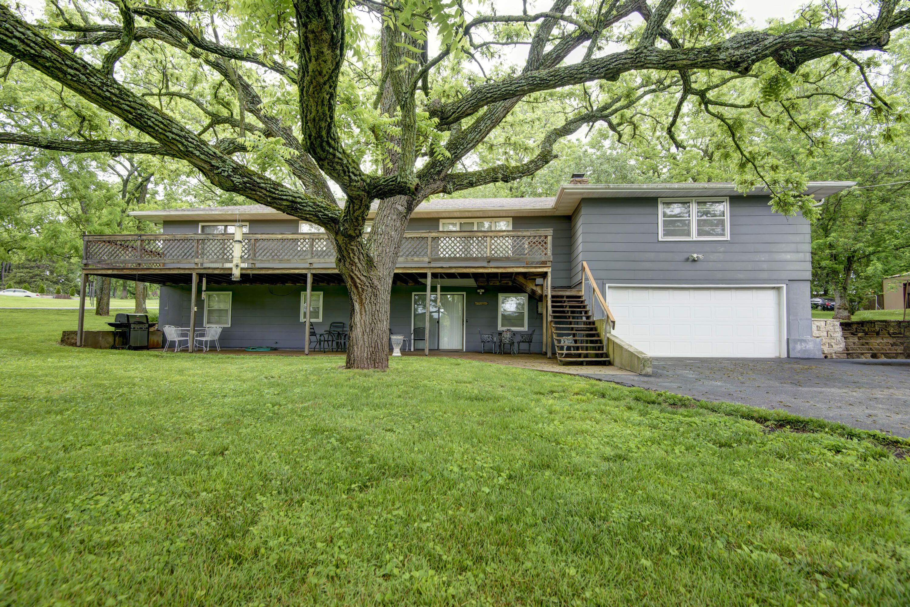 Photo 1 of 59 of 1075 West Farm Road 178 house