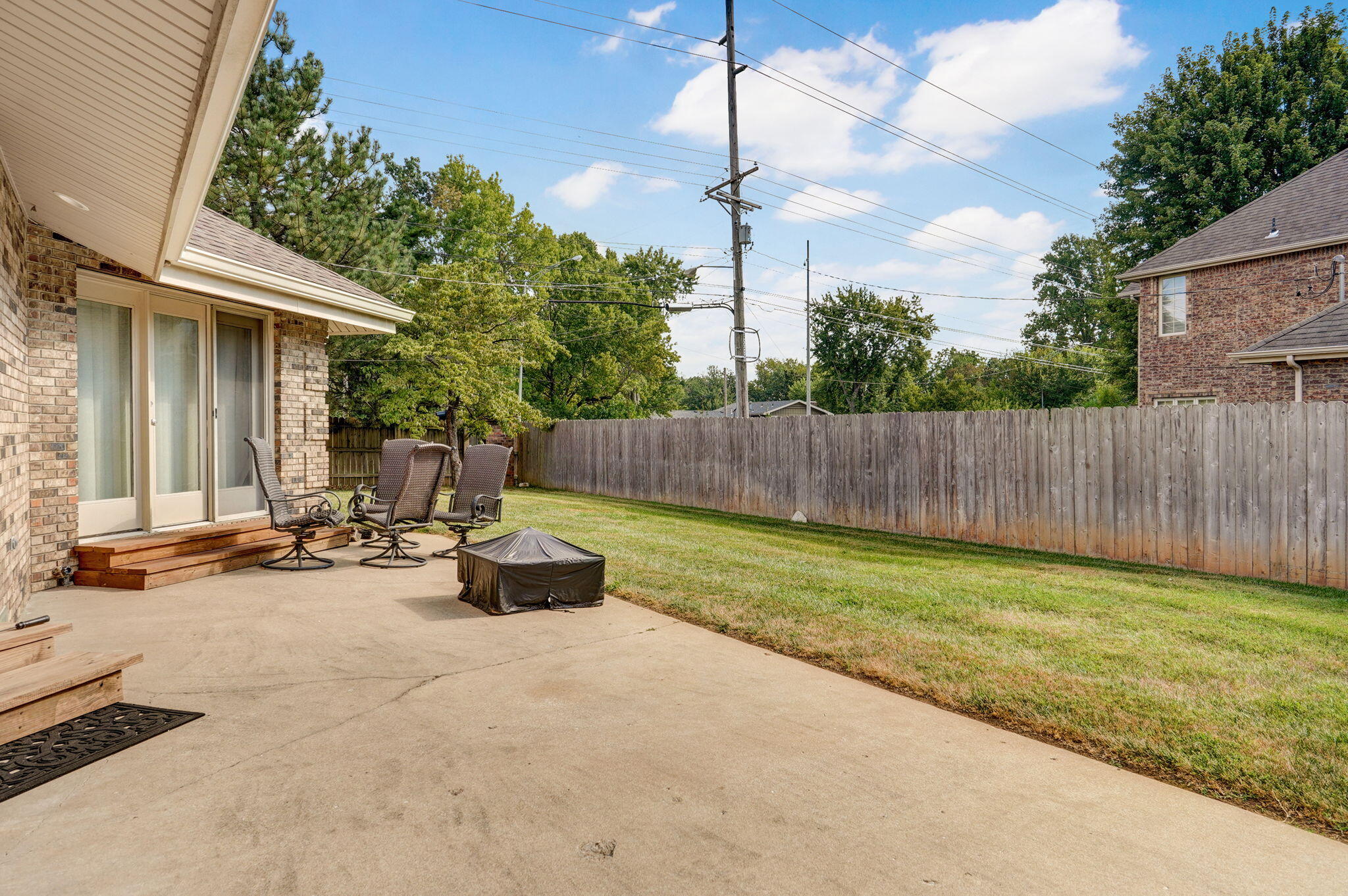 Photo 9 of 43 of 3006 South Chambery Avenue house