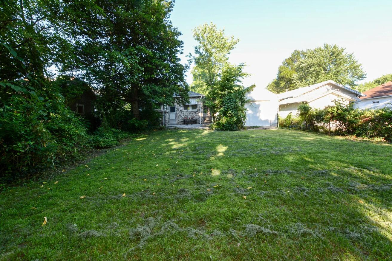 Photo 5 of 10 of 1305 South Kimbrough Avenue house