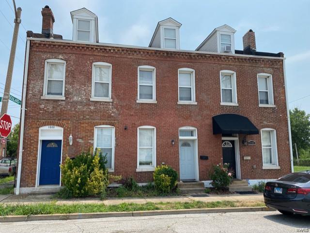 Photo 1 of 18 of 1800 S 13th Street townhome