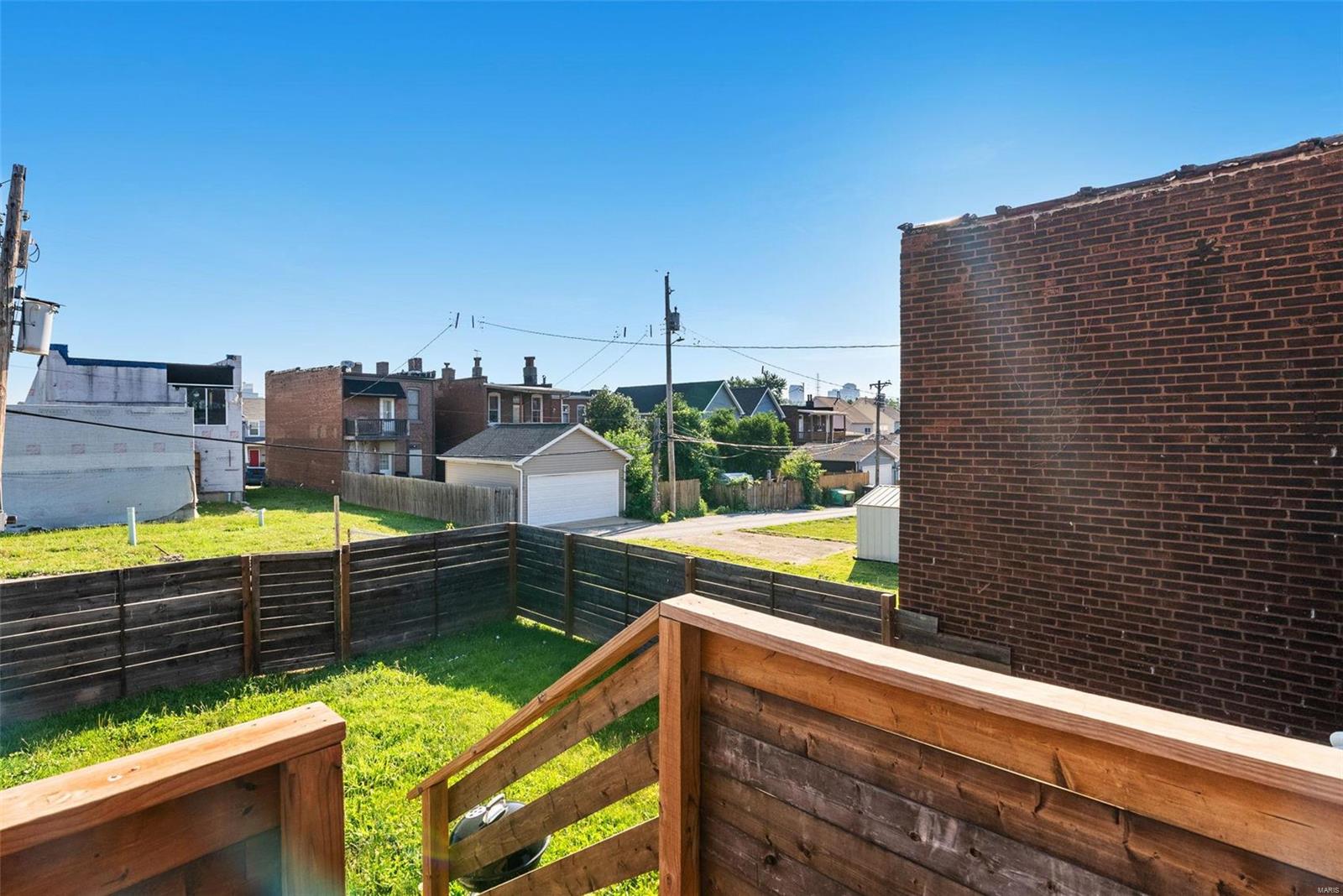 Photo 41 of 46 of 2765 Caroline Street townhome