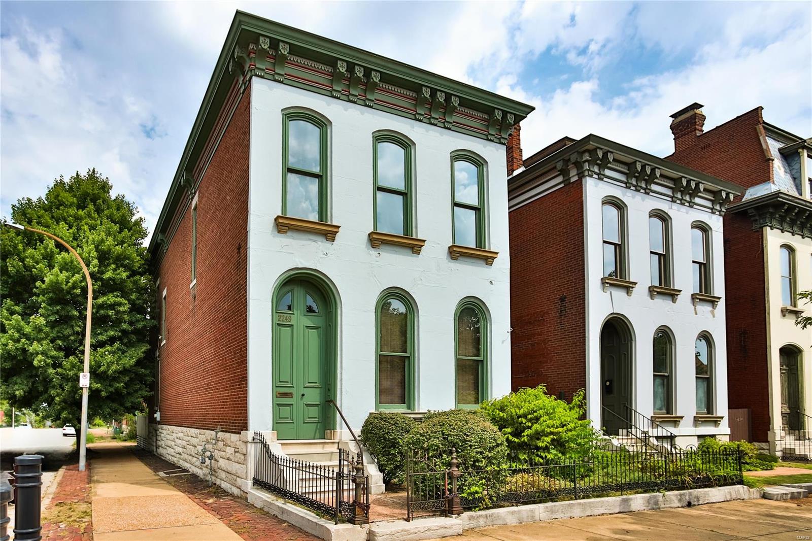 Photo 1 of 82 of 2249 Saint Louis Avenue townhome