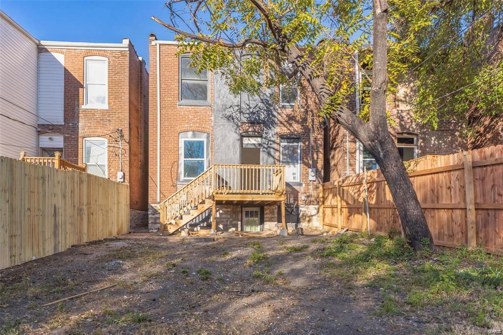 Photo 1 of 13 of 3710 Bamberger Avenue townhome