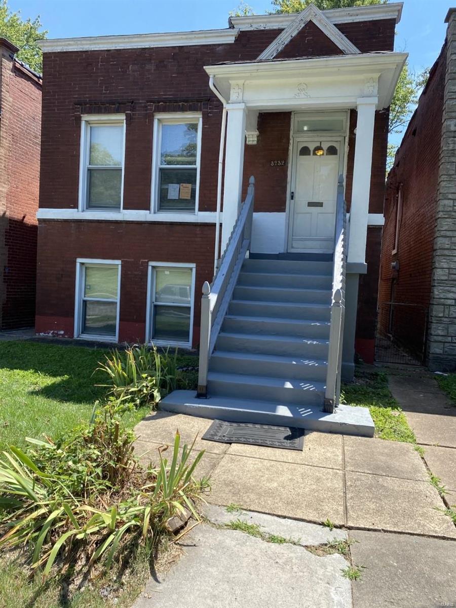 Photo 1 of 10 of 3232 Osceola Street townhome