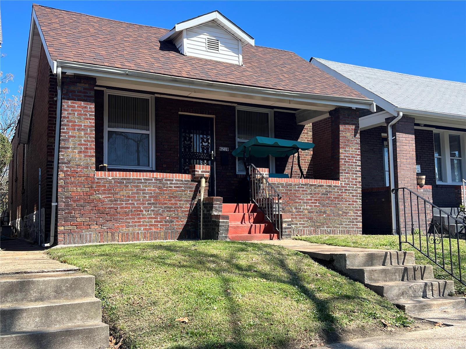 Photo 1 of 1 of 4219 E Sacramento Avenue house