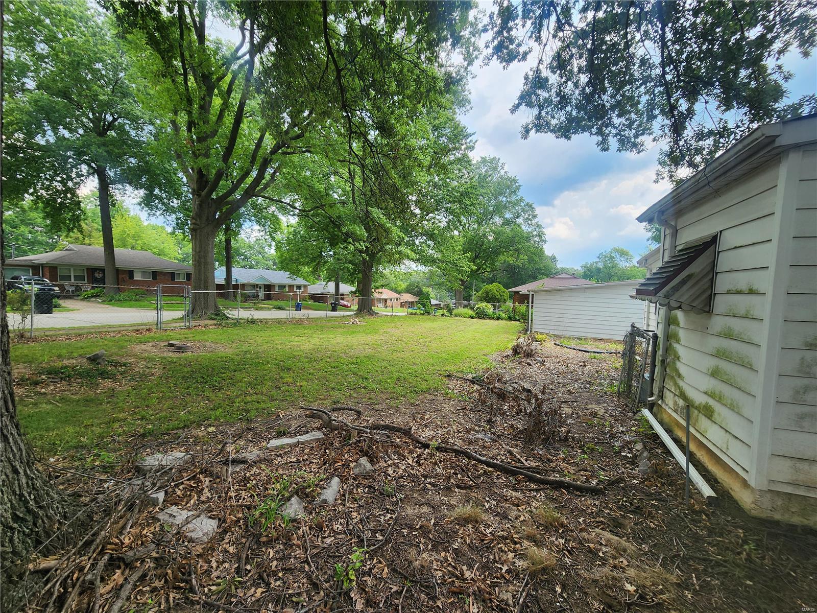 Photo 6 of 6 of 1456 Laughlin Avenue house