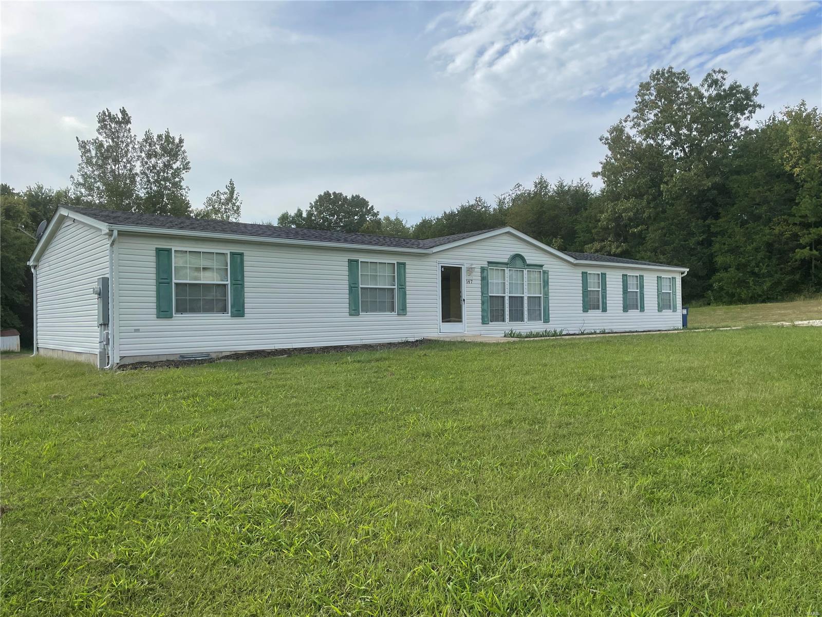 Photo 1 of 24 of 147 Baucky Lane mobile home