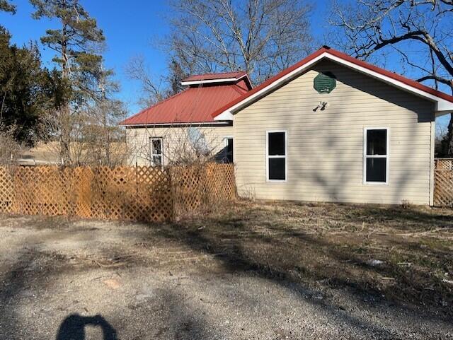 Photo 9 of 28 of 2470 County Road 5900 house