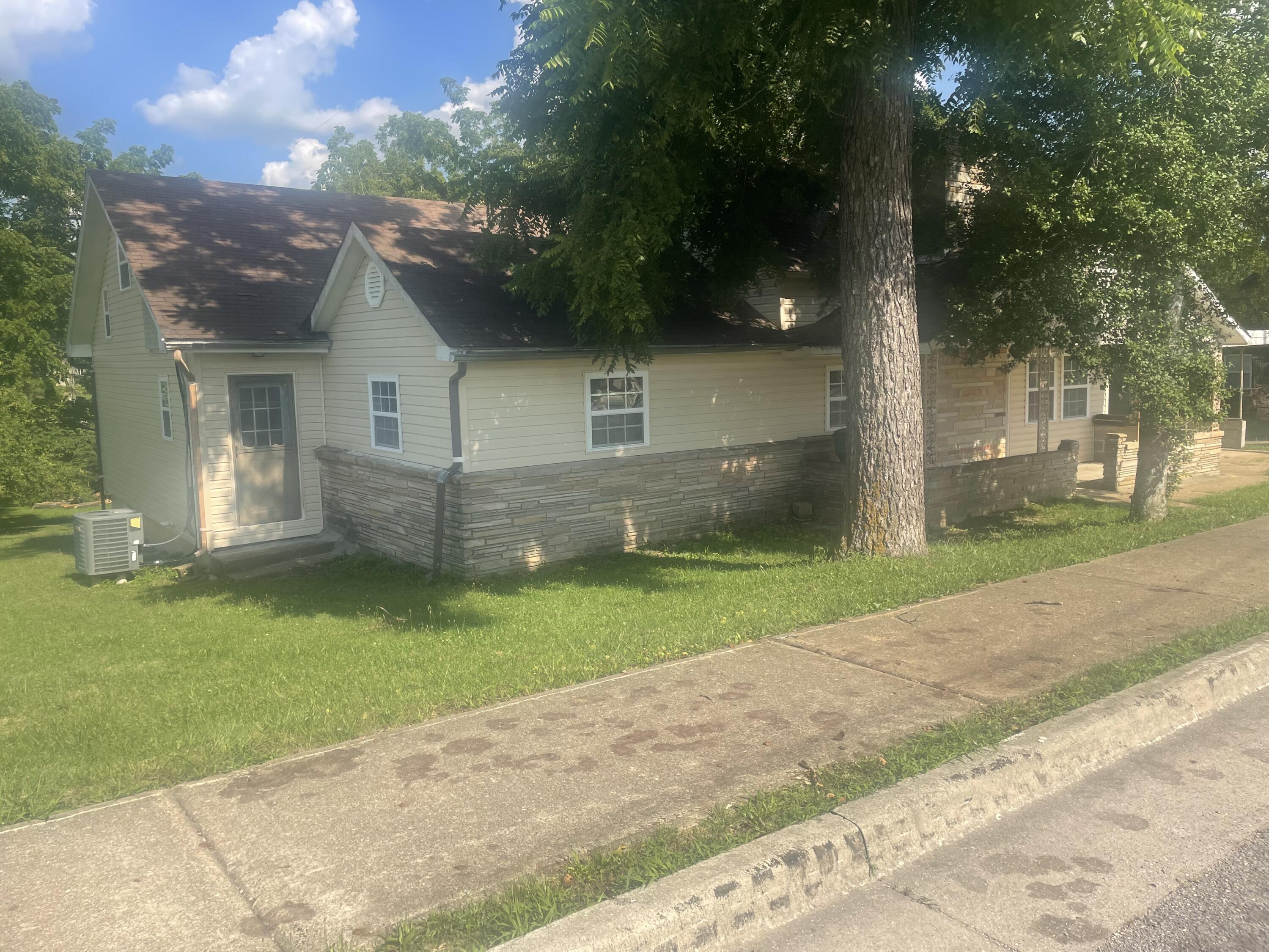 Photo 54 of 58 of 410 North Ferguson Street house