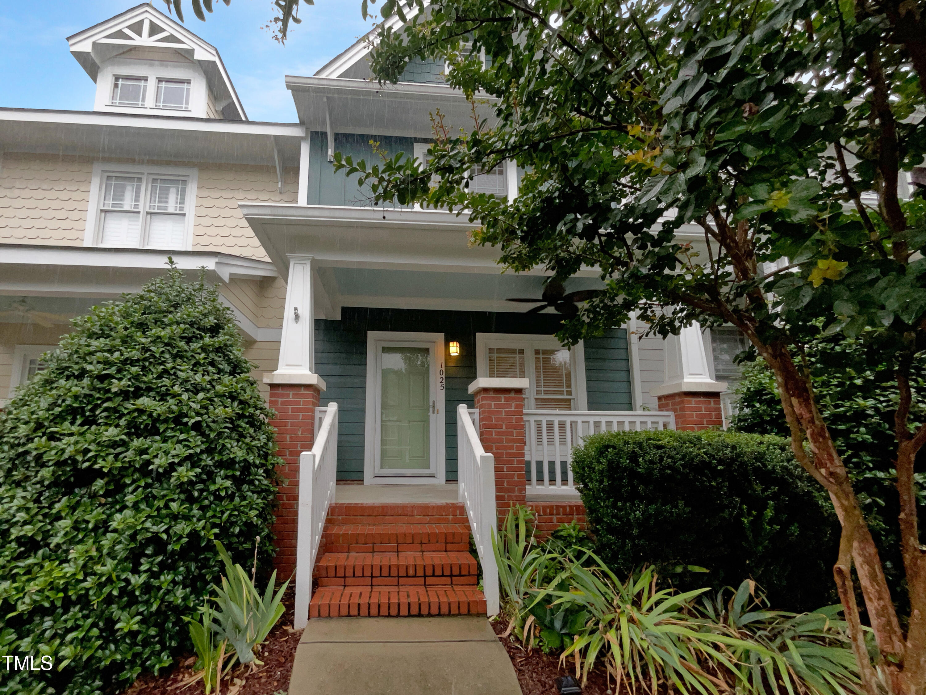 Photo 1 of 15 of 1025 Bungalow Park Drive townhome