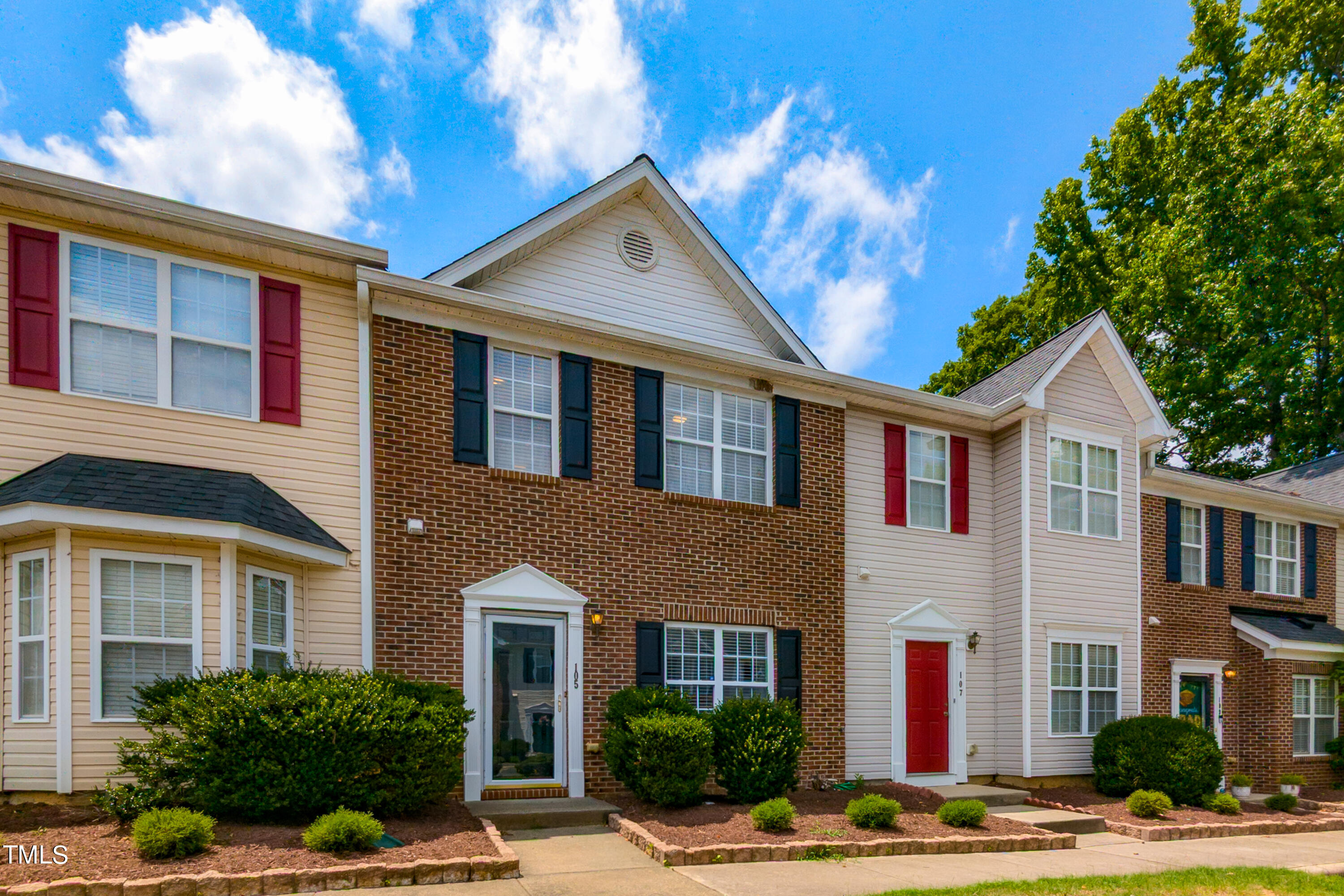 Photo 1 of 32 of 105 Parkerson Lane townhome