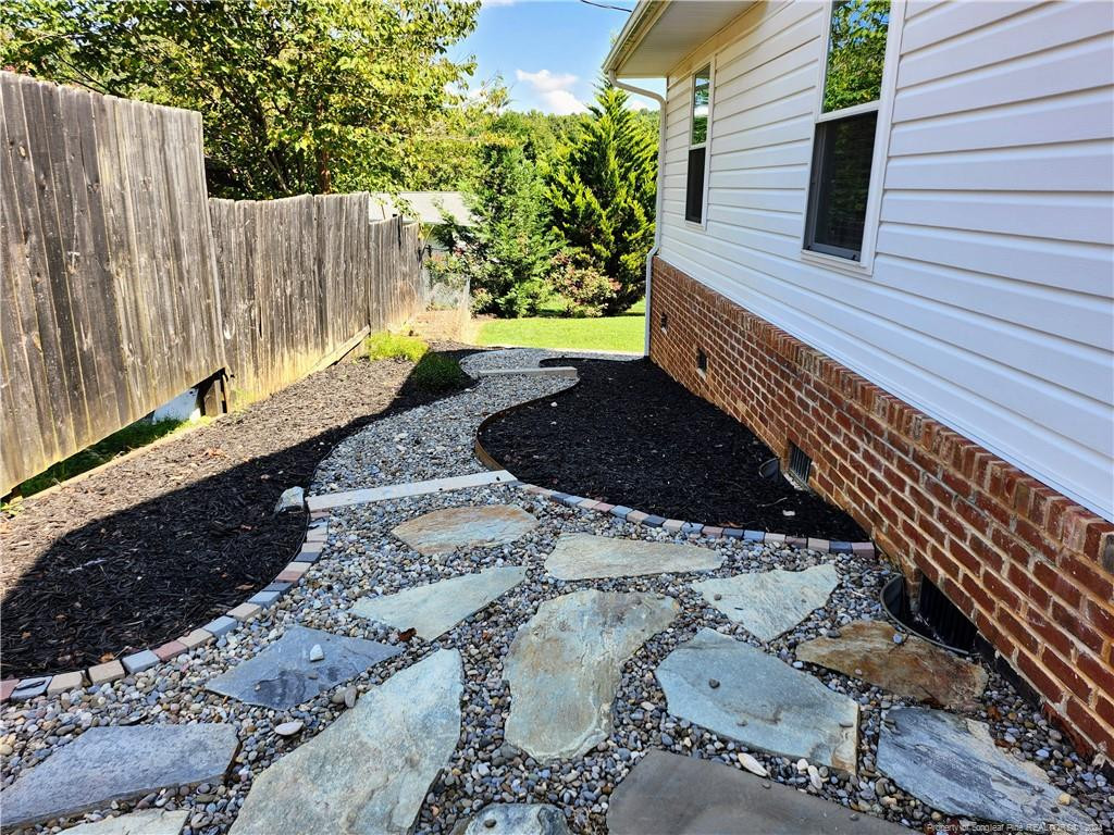 Photo 6 of 50 of 10 Spruce Pine Drive house