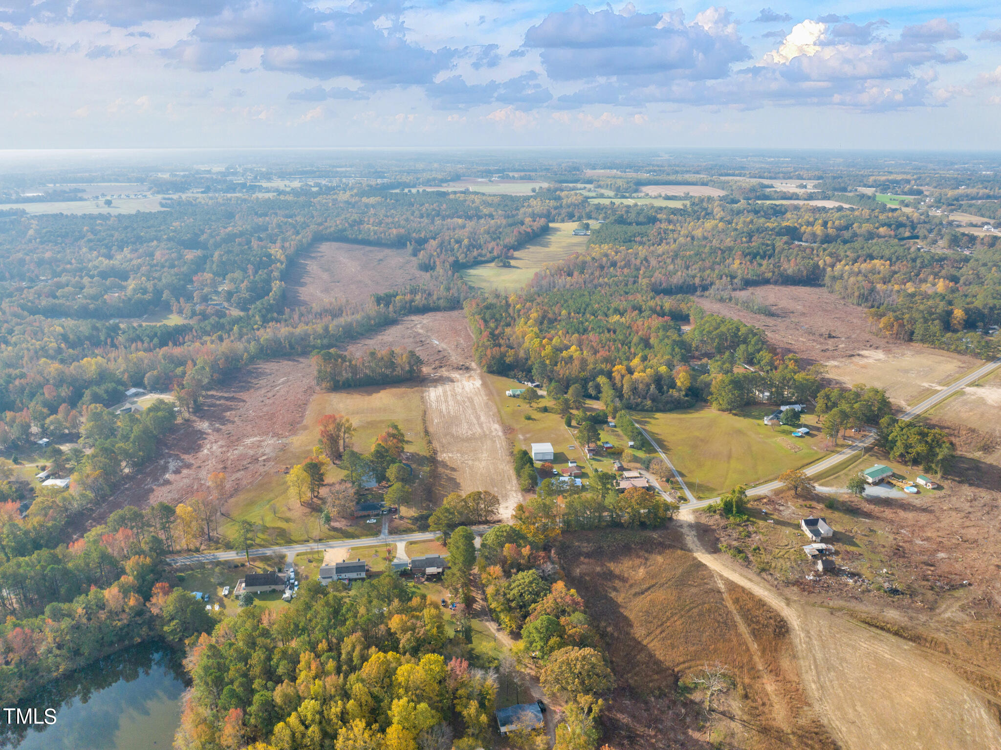 Photo 31 of 32 of 526 Aquilla Road land