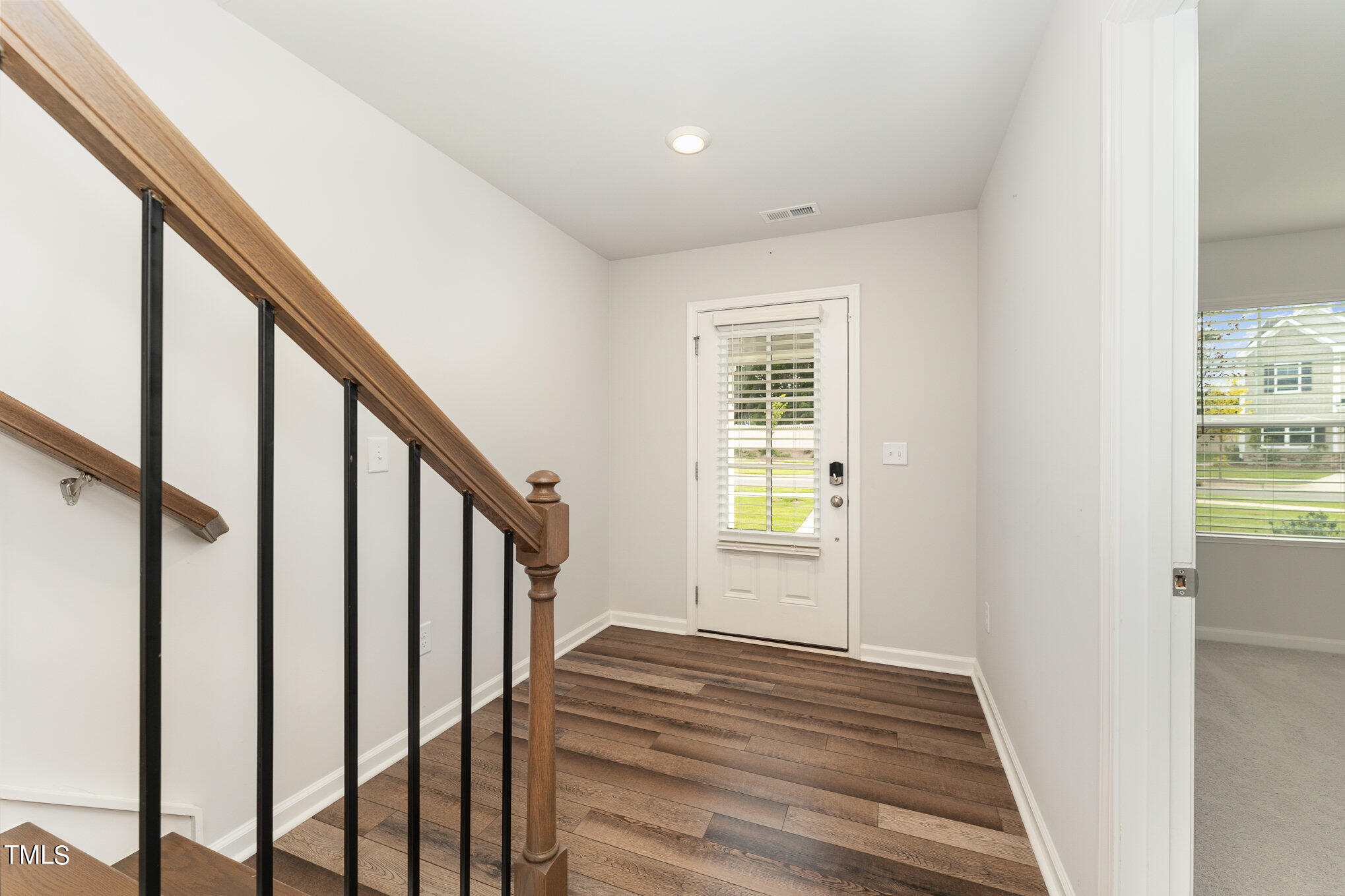 Photo 5 of 34 of 1332 Rosepine Drive townhome