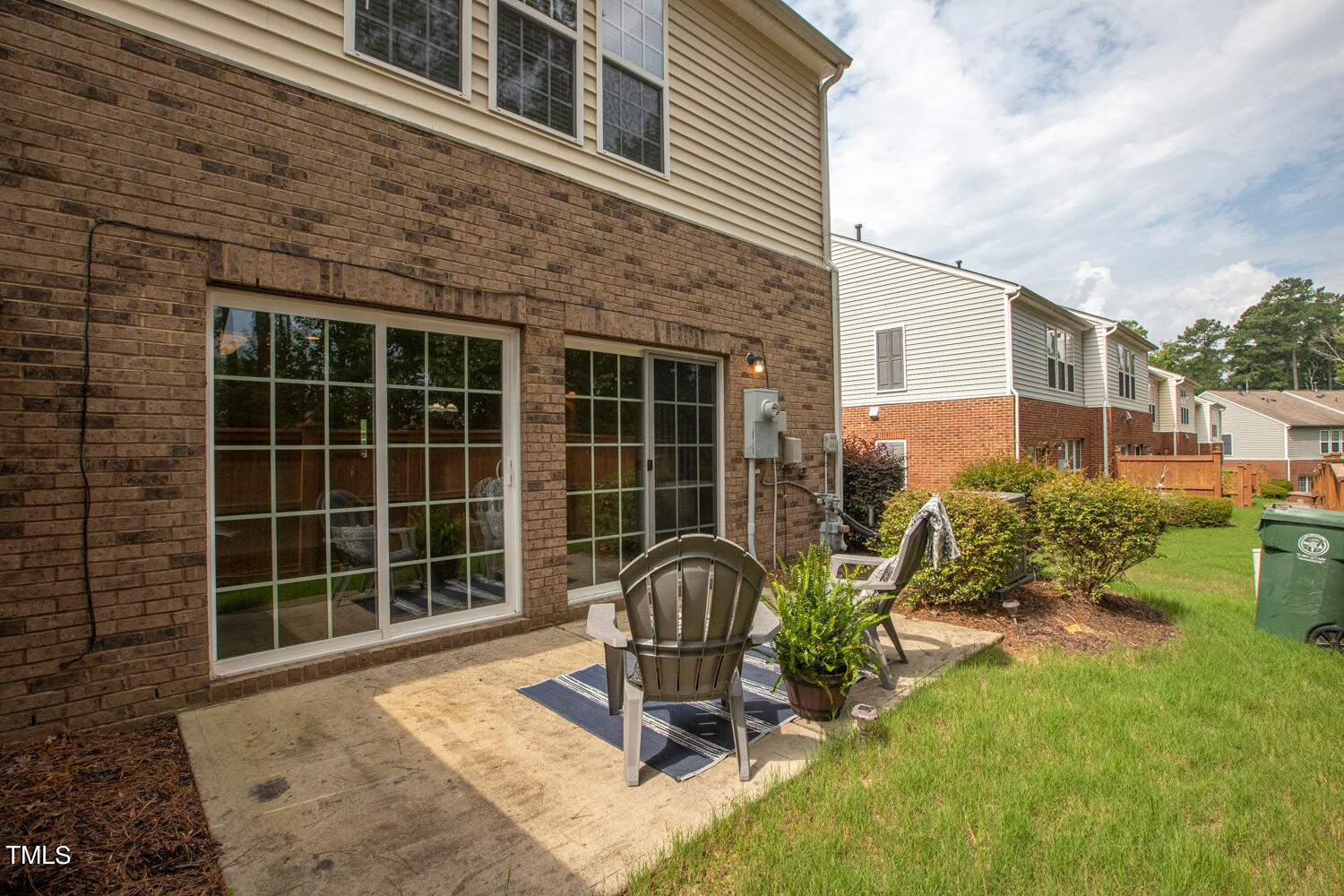 Photo 41 of 44 of 1143 Kingston Grove Drive townhome