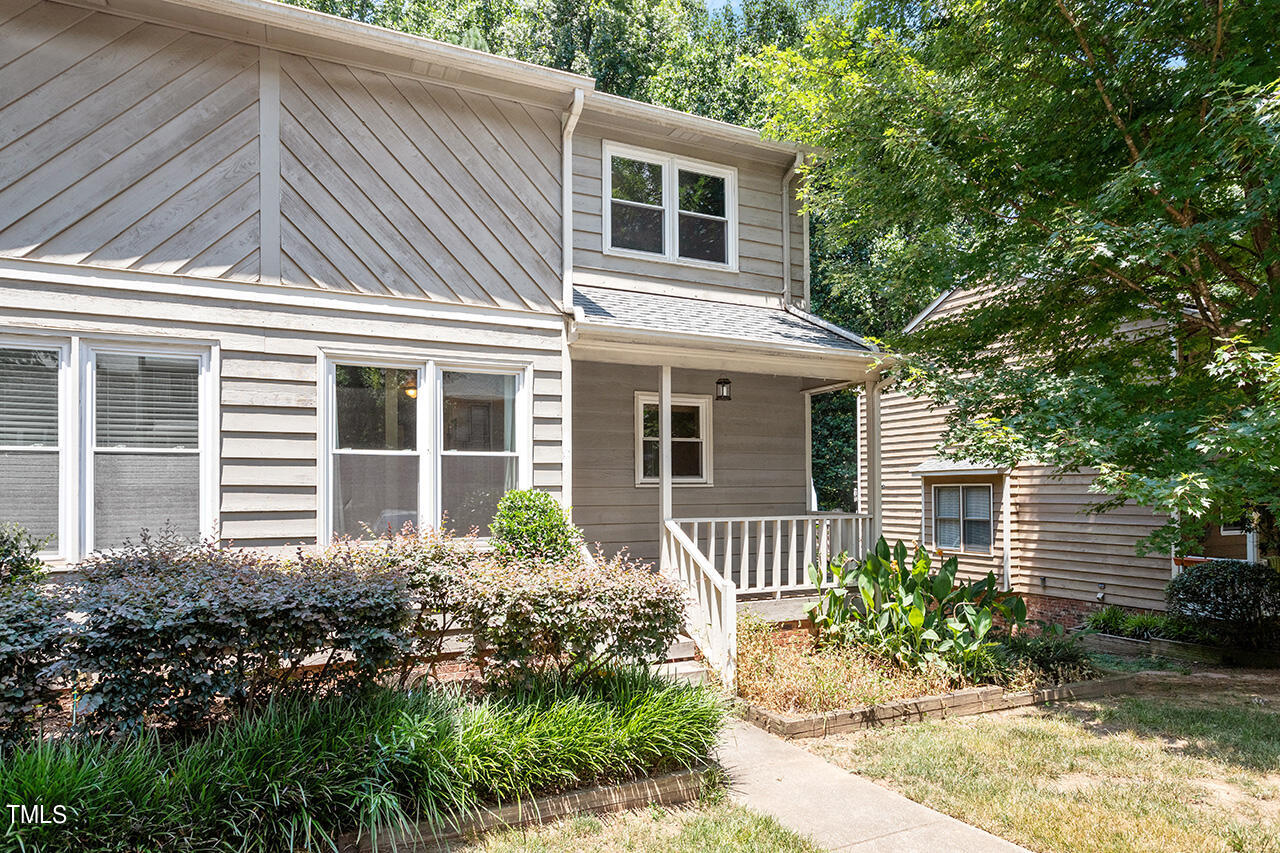 Photo 1 of 34 of 107 Inverness Court townhome