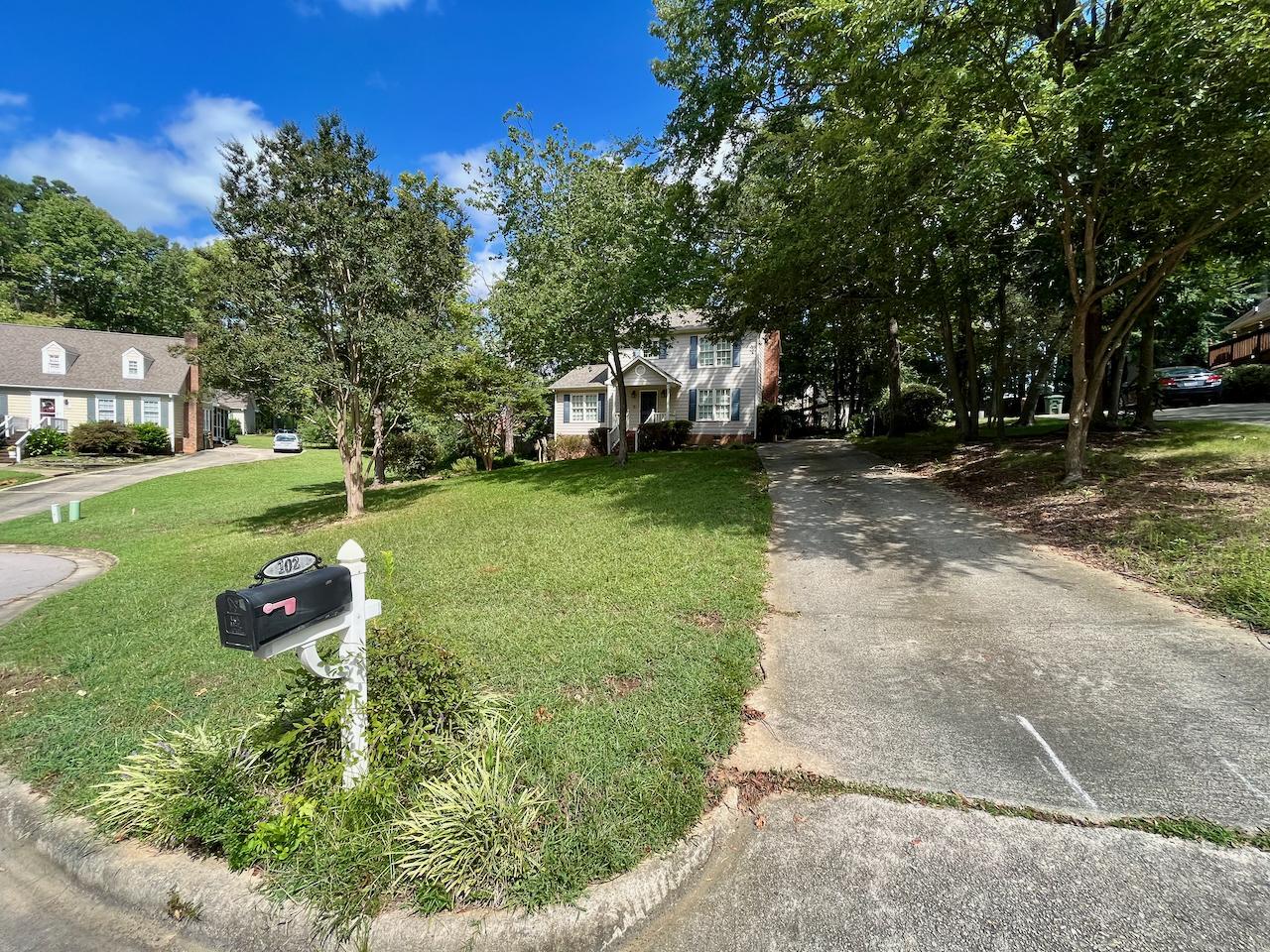 Photo 1 of 18 of 102 Flintlock Court house