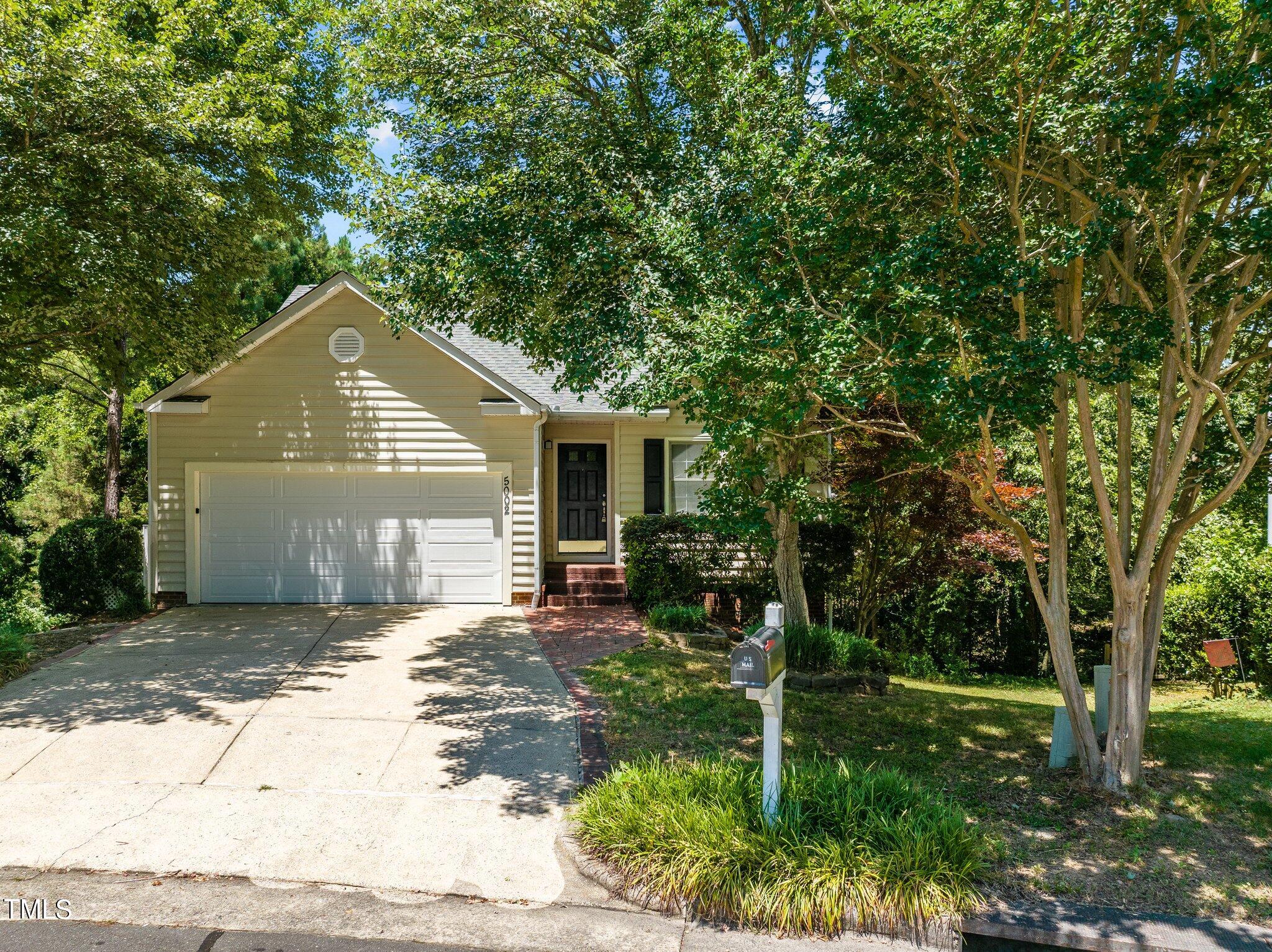 Photo 2 of 43 of 5002 Carolwood Lane house