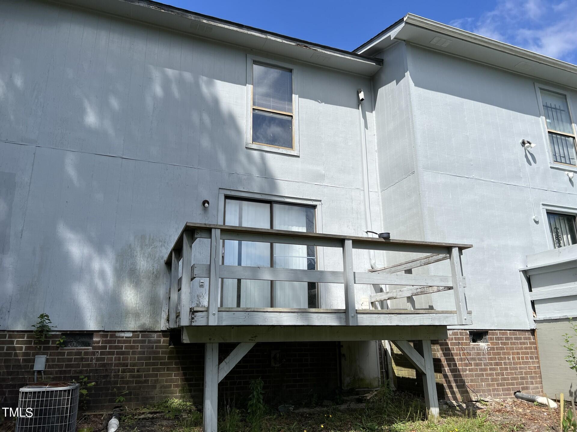 Photo 4 of 4 of 5703 Aftonshire Drive townhome