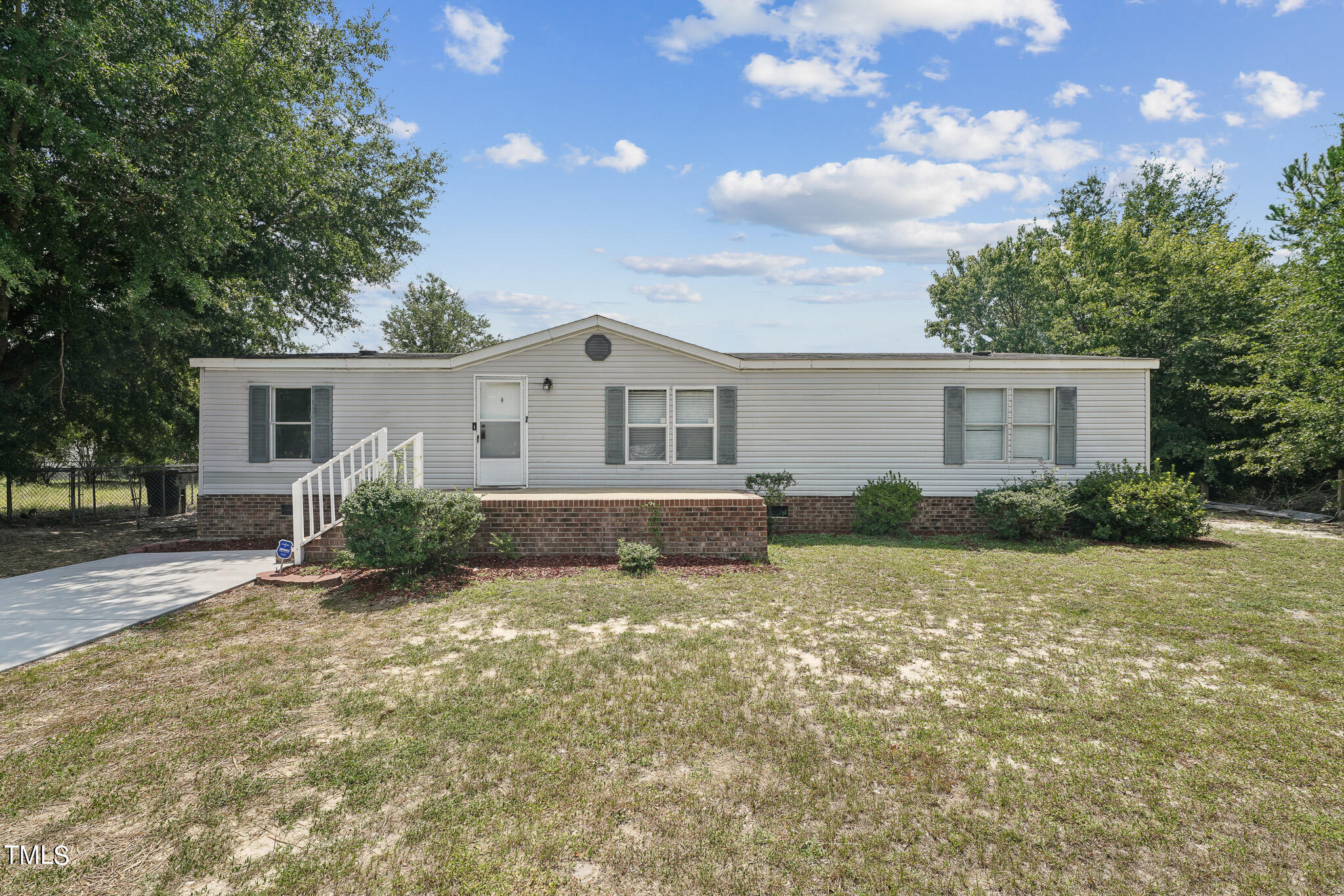 Photo 1 of 28 of 5015 Starbeam Drive mobile home