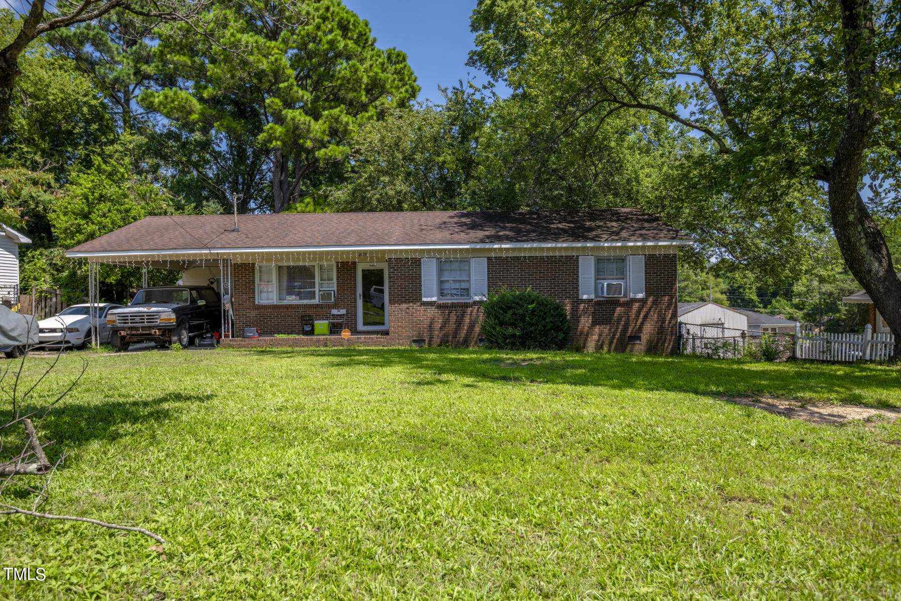 Photo 1 of 23 of 2615 Dinsmore Drive house