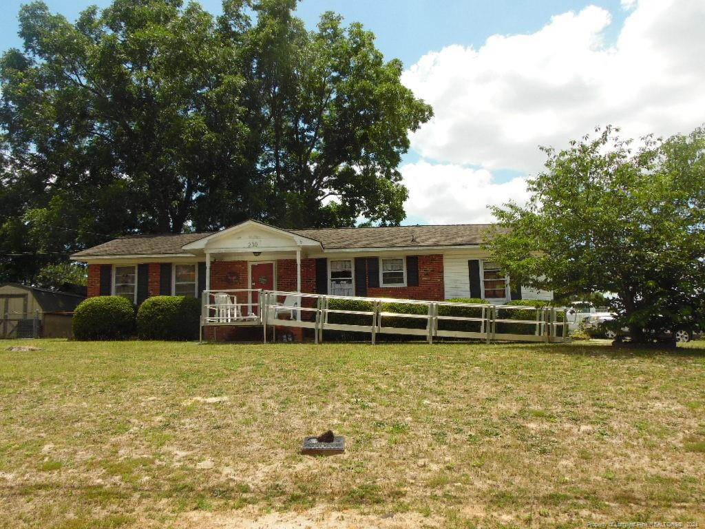 Photo 2 of 22 of 230 Vineland Drive house