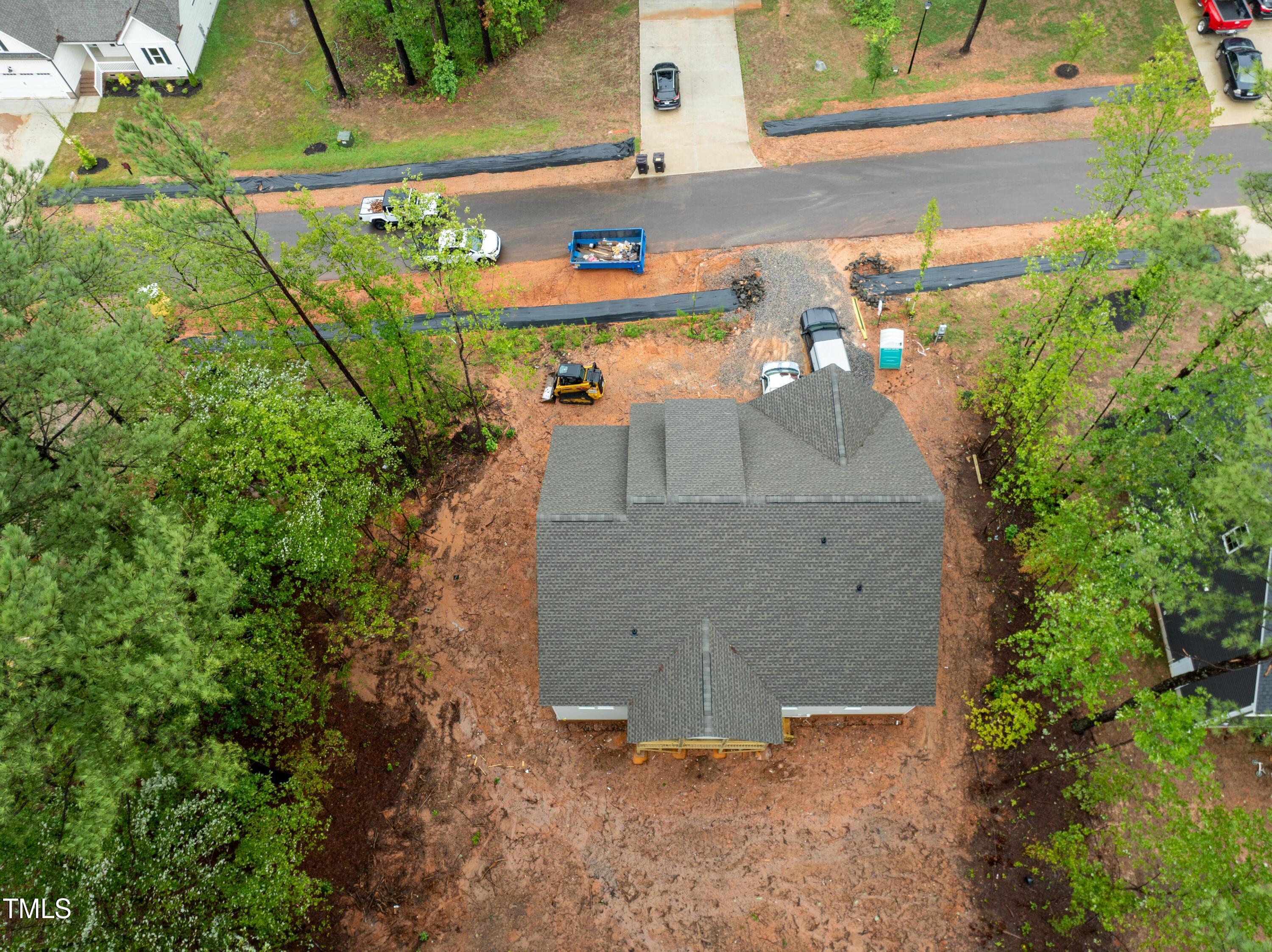 Photo 3 of 13 of 40 Lilac Drive house