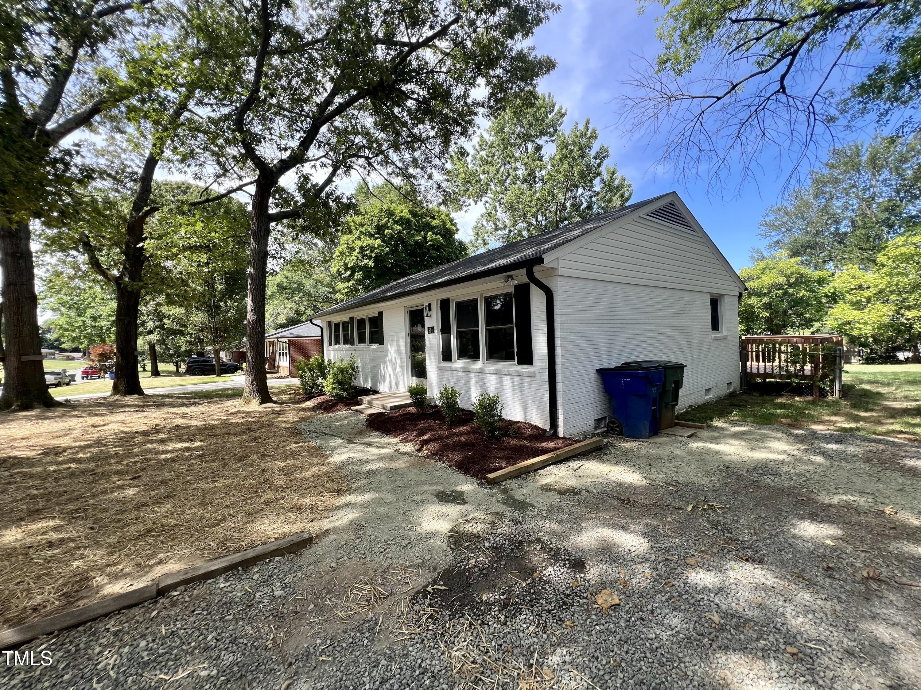 Photo 9 of 10 of 316 Clapp Street house