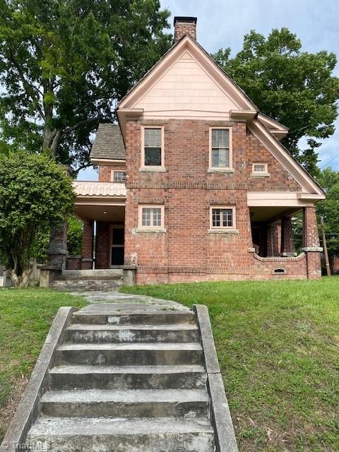 Photo 2 of 3 of 500 N Mendenhall Street house