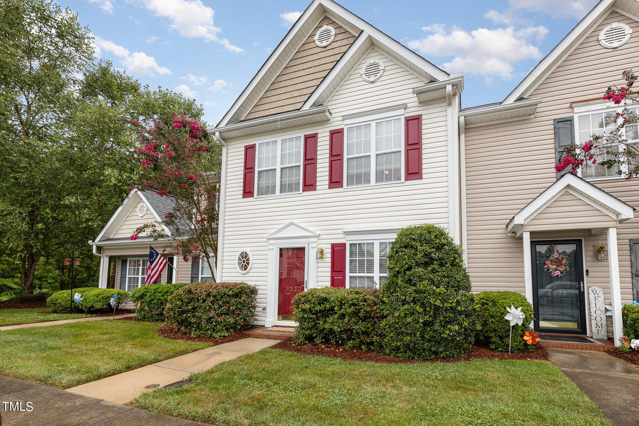 Photo 3 of 18 of 4330 Reedy Fork Parkway townhome