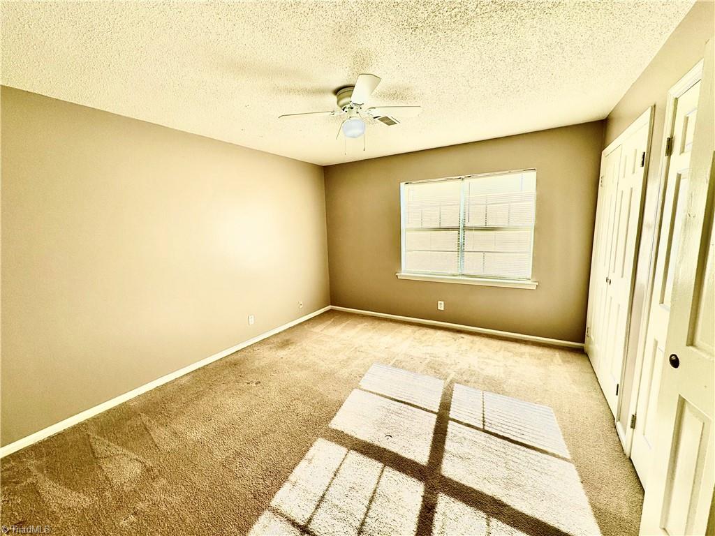 Photo 4 of 6 of 1309 W Meadowview Road B condo