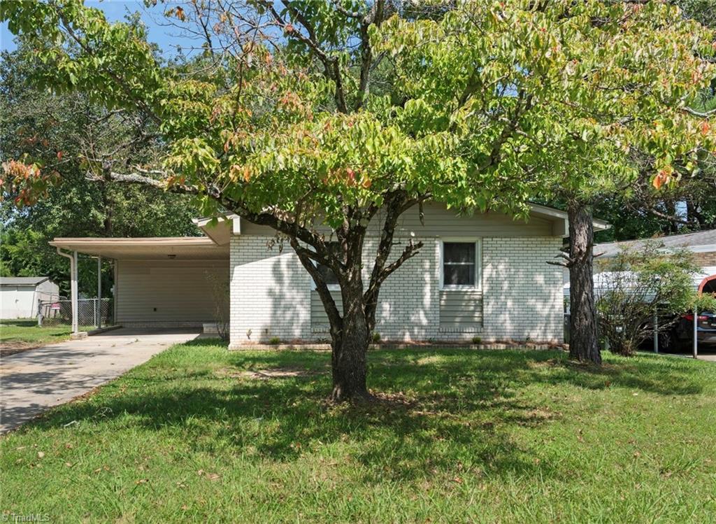 Photo 1 of 20 of 2401 Larkspur Drive house