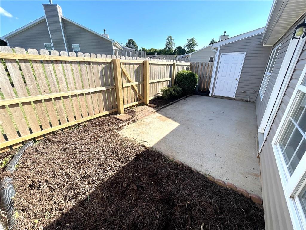 Photo 19 of 20 of 2831 Waterstone Loop townhome