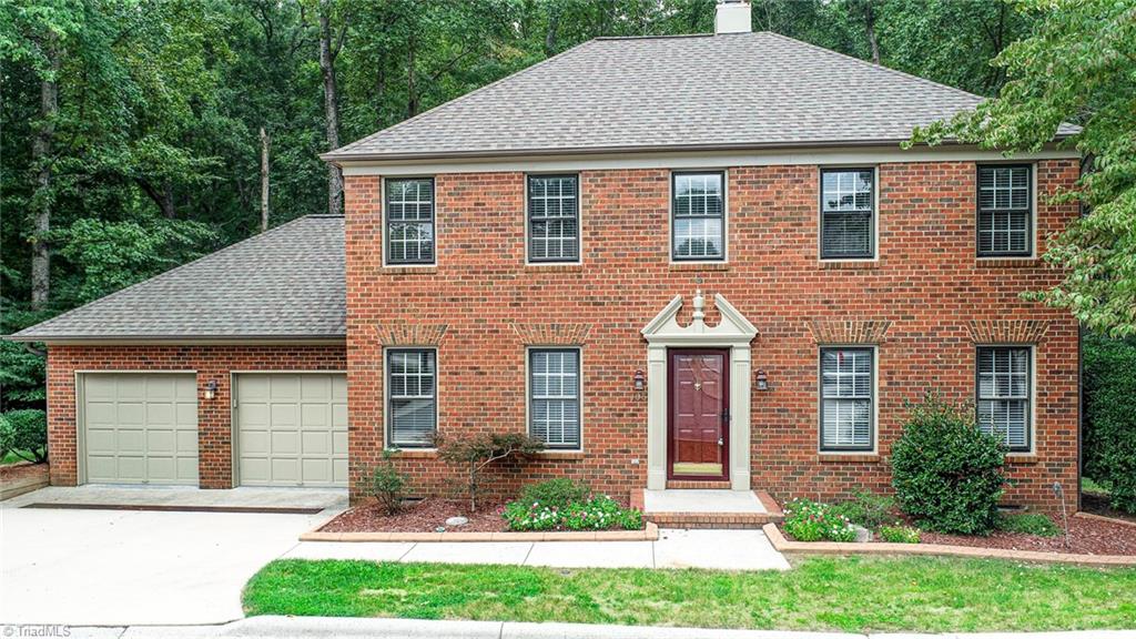 Photo 1 of 36 of 105 Quarterpath Court townhome