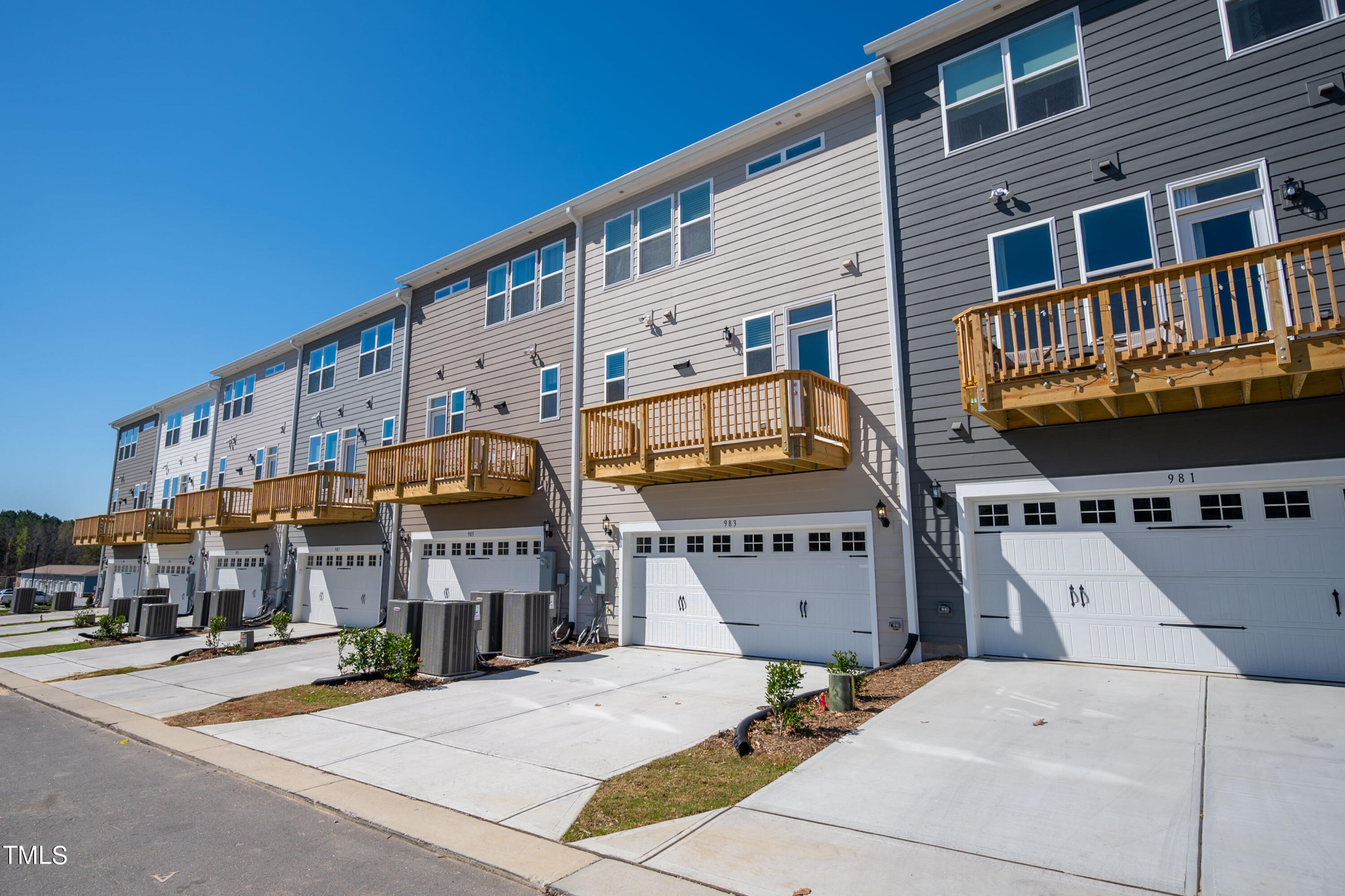 Photo 23 of 25 of 983 Parkstone Towne Boulevard townhome