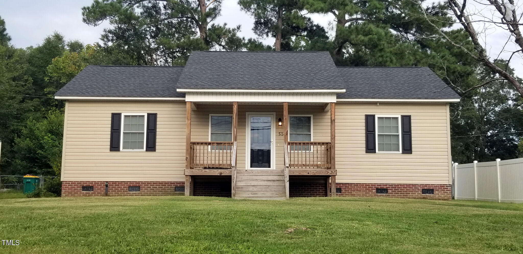 Photo 1 of 36 of 514 Godwin Avenue house