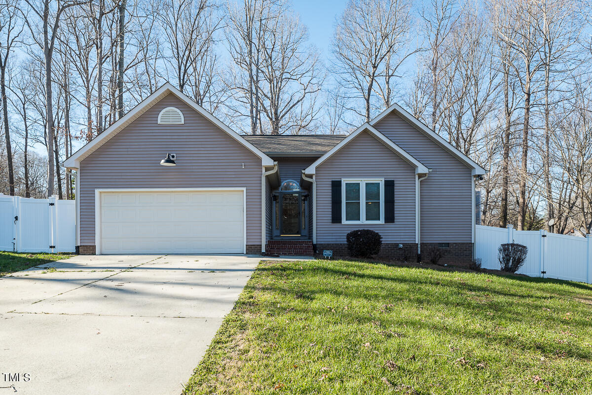 Photo 1 of 23 of 233 Holly Ridge Lane house