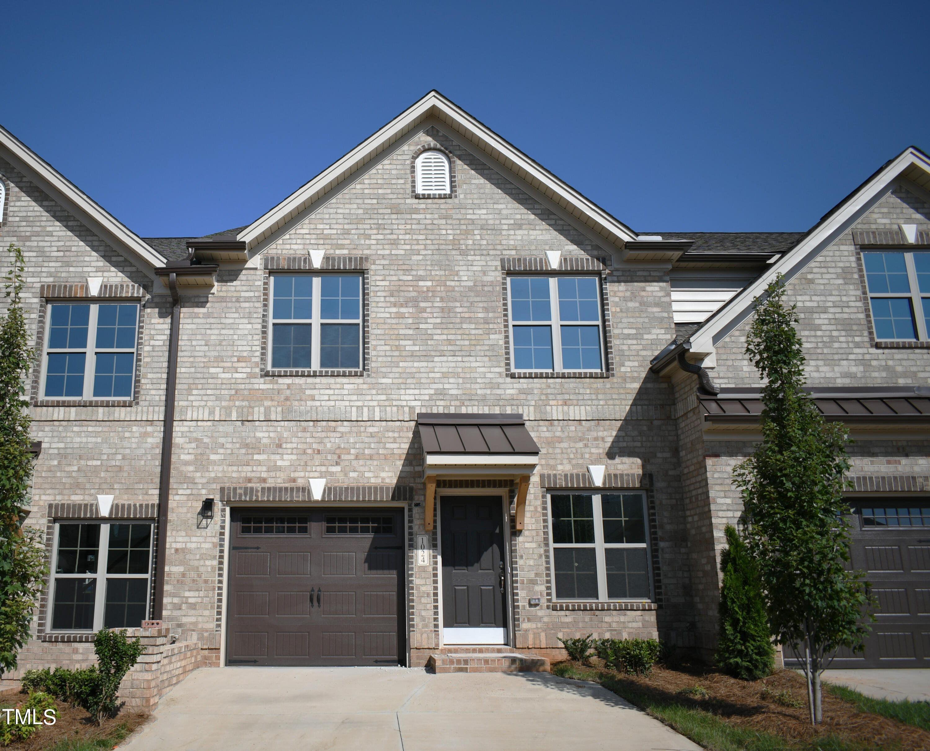 Photo 1 of 1 of 1031 Bonanza Lane 33 townhome