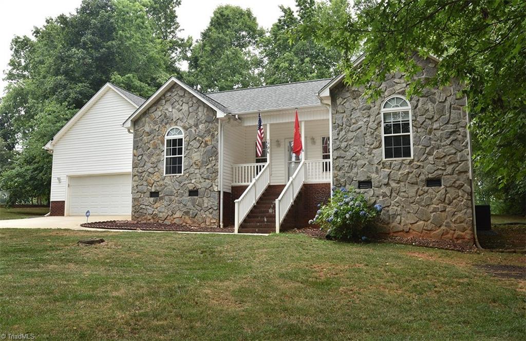 Photo 4 of 32 of 179 N Hazelwood Drive house