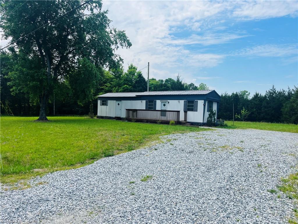 Photo 1 of 15 of 981 Ridge Road mobile home