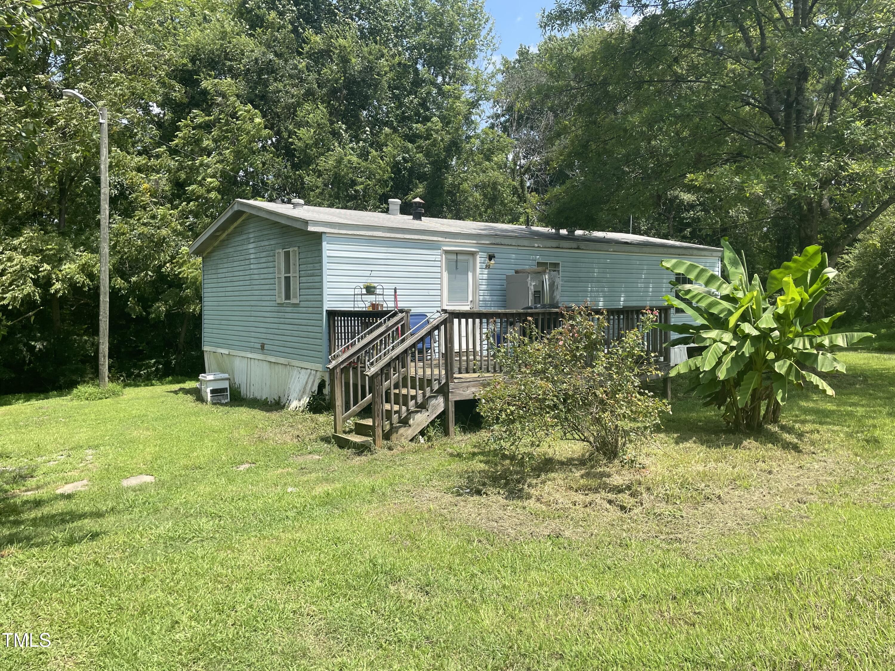 Photo 1 of 32 of 90 Mount Zion Road mobile home