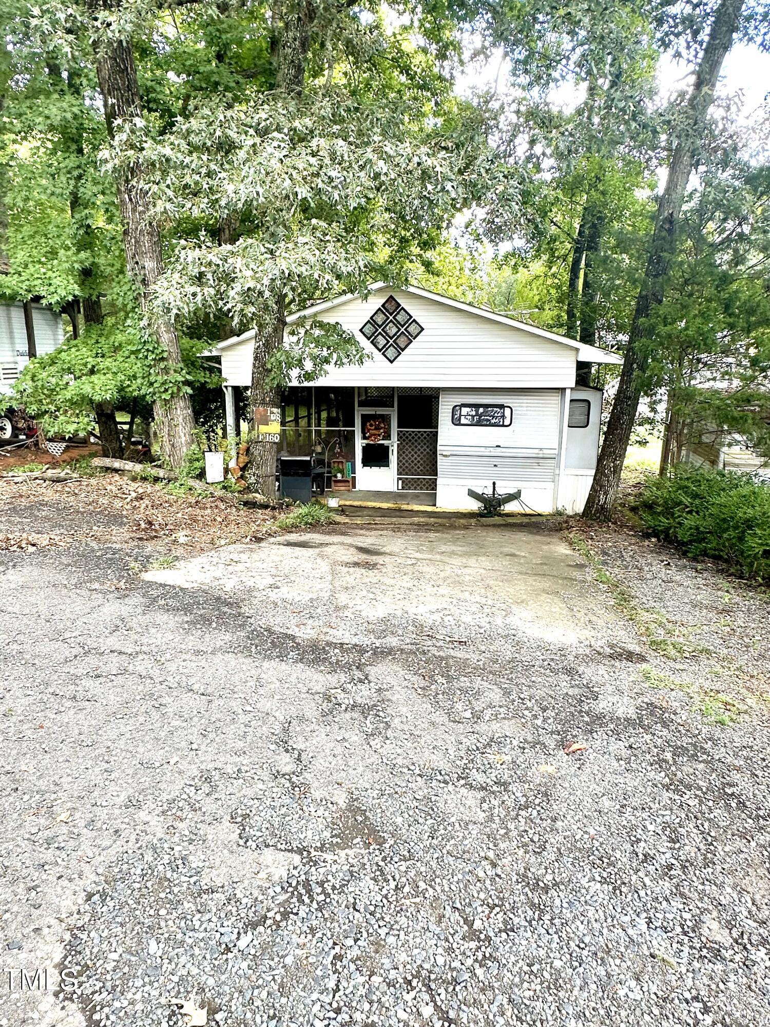 Photo 2 of 14 of 108 Daniel Boone Trail mobile home