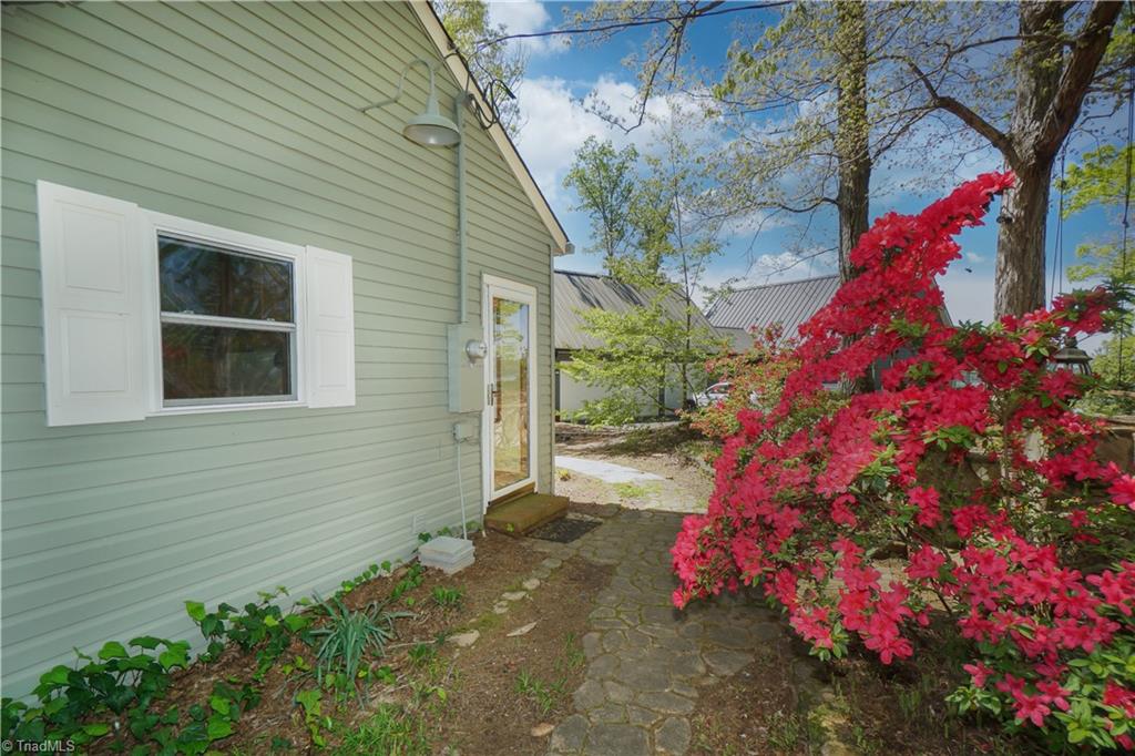 Photo 5 of 40 of 179 Tillery Cove Drive house