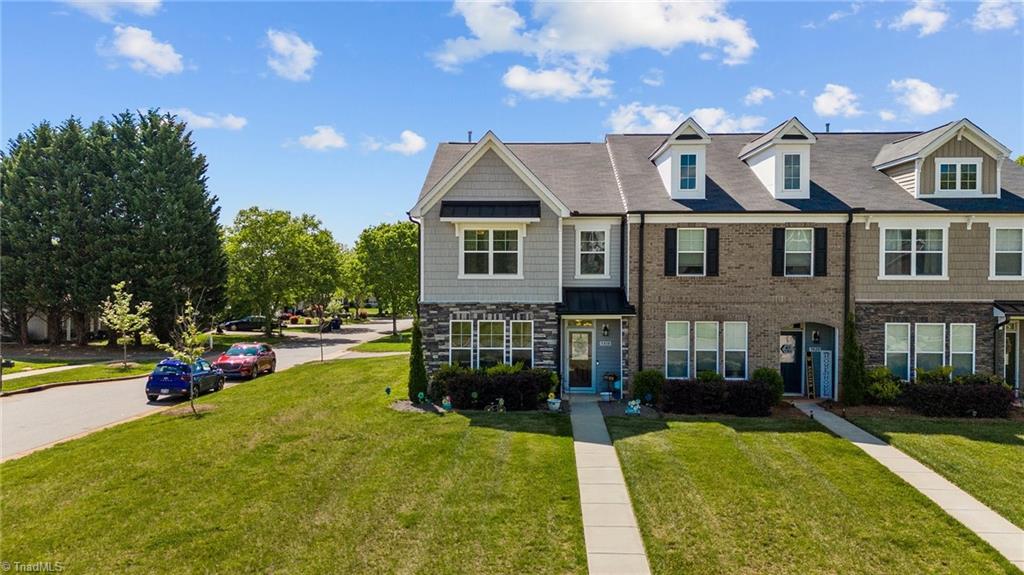 Photo 35 of 47 of 5810 Crestlawn Court townhome